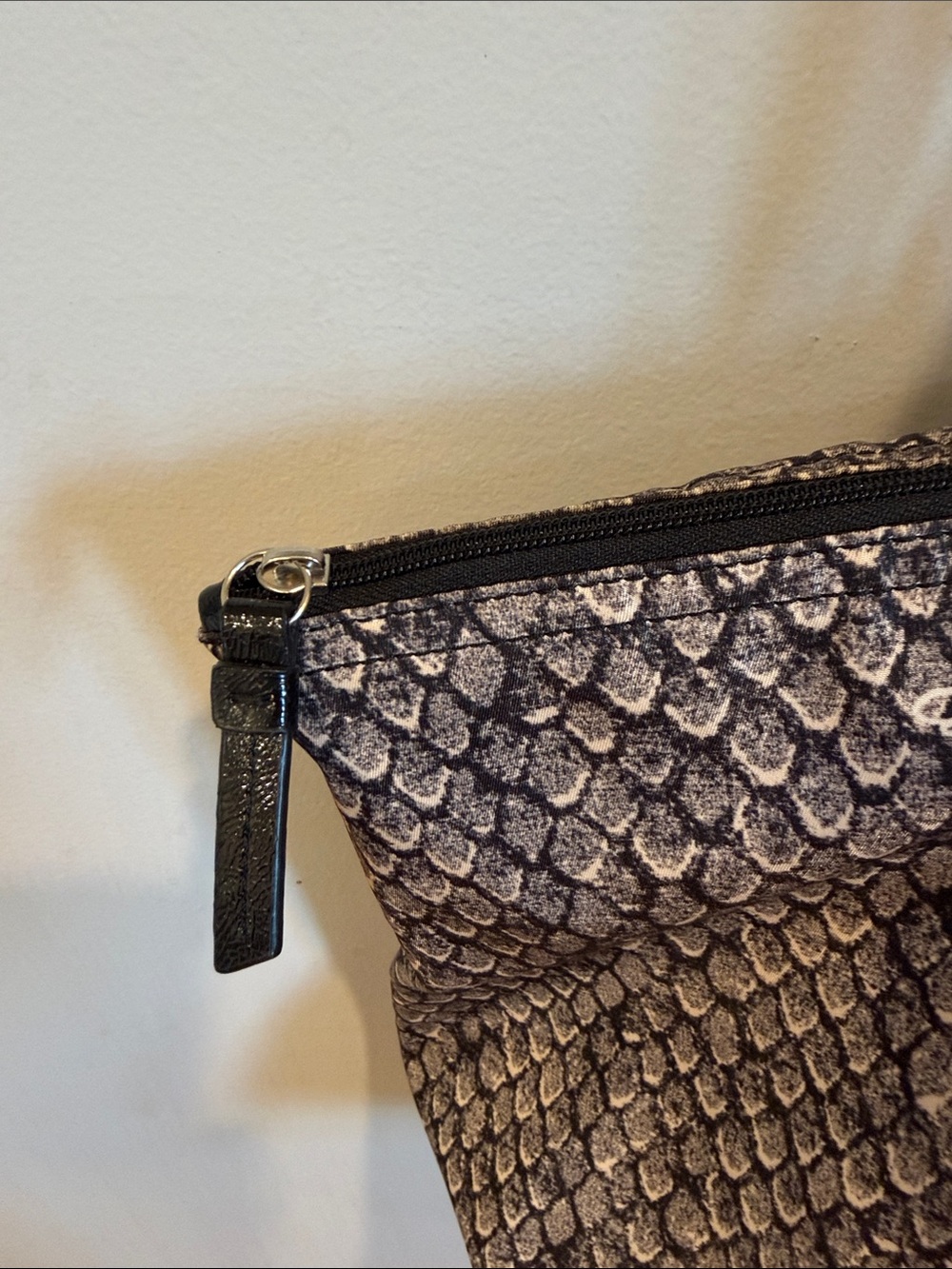 Coach F77461 Getaway Snake Print Packable Weekender & Pouch Bag Silver/Gunmetal - Picture 4 of 12